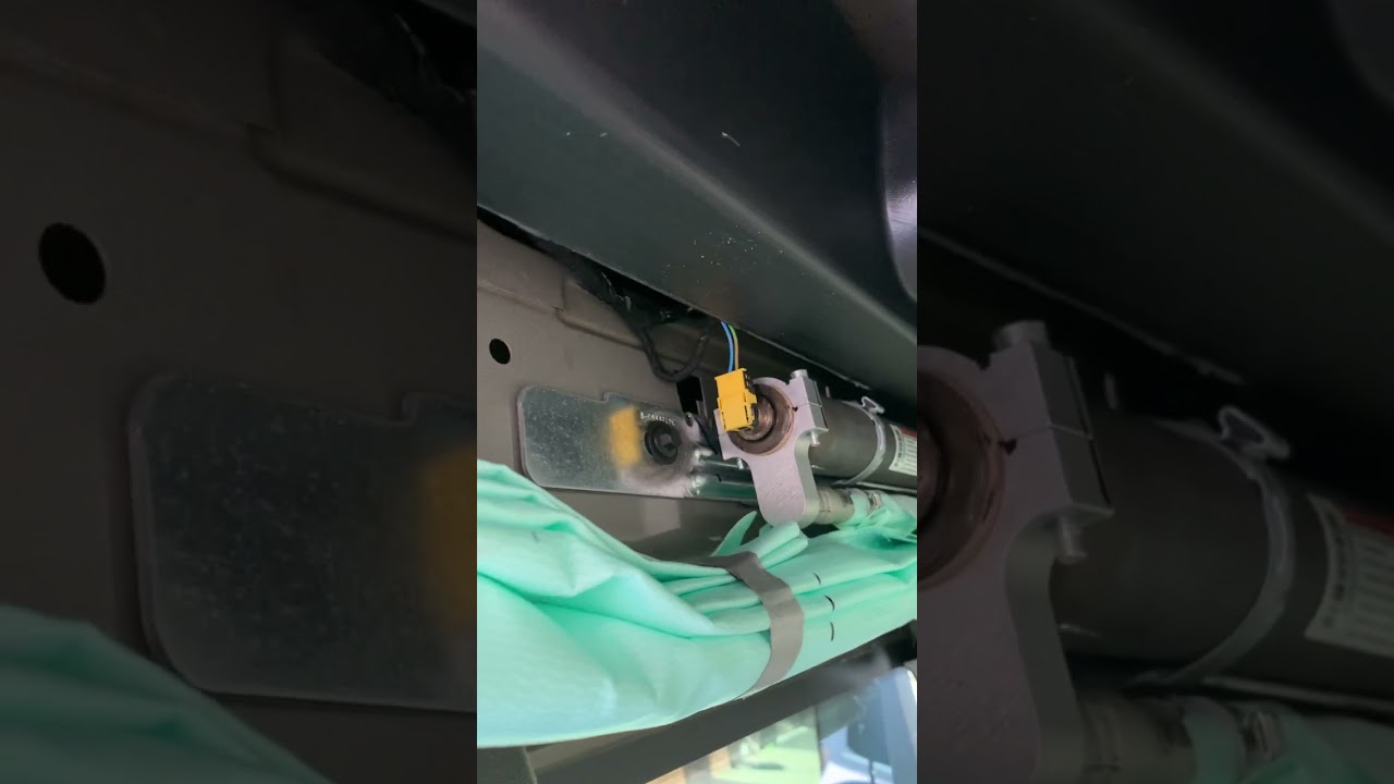 2020 Ford Transit 350 air bag light ON passenger side curtain connectors 1 and 2 location