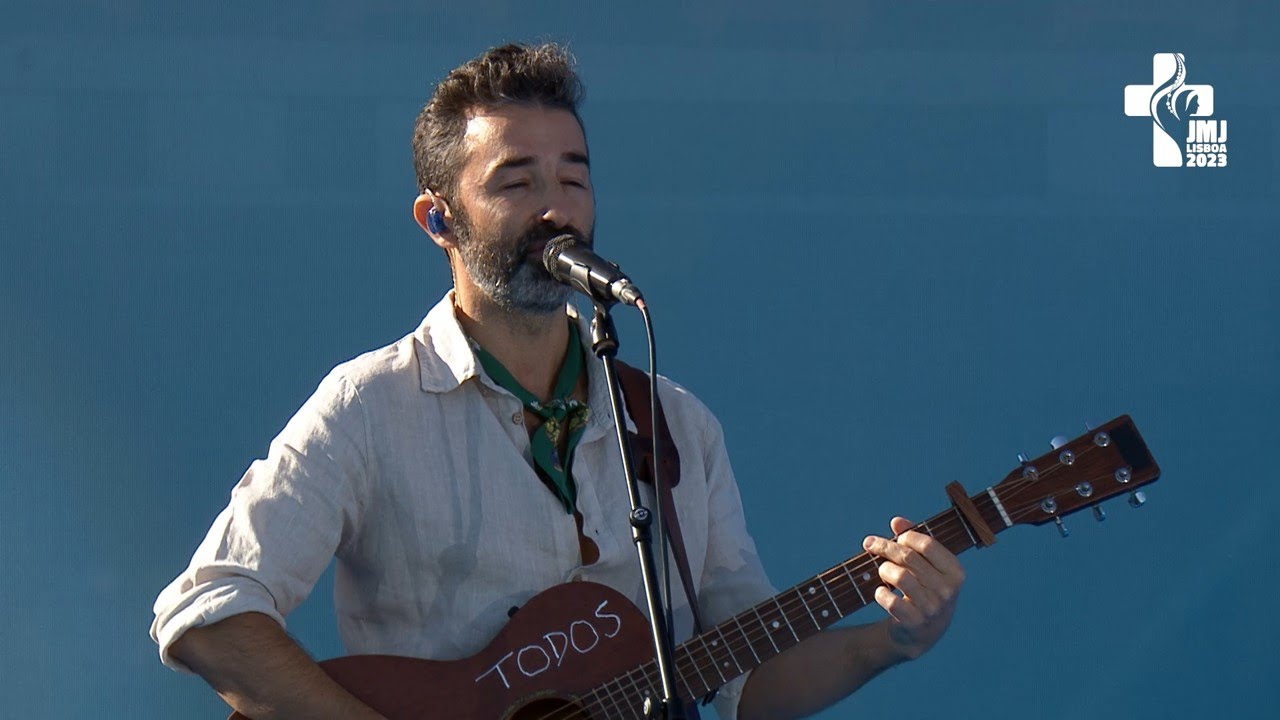 Tiago Bettencourt canta Viagem na Colina do Encontro