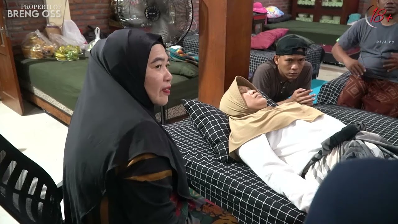CAMBUKAN DALAM KUBUR