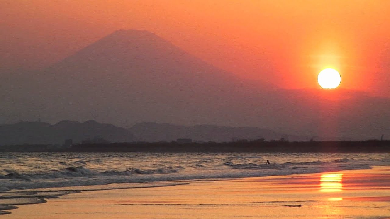 湘南の海・渚の輝き．SHONAN. Shining Shore.