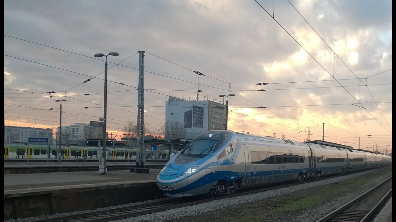 Odjazd pociągu EXPRESS INTERCITY PREMIUM | Warszawa Zachodnia