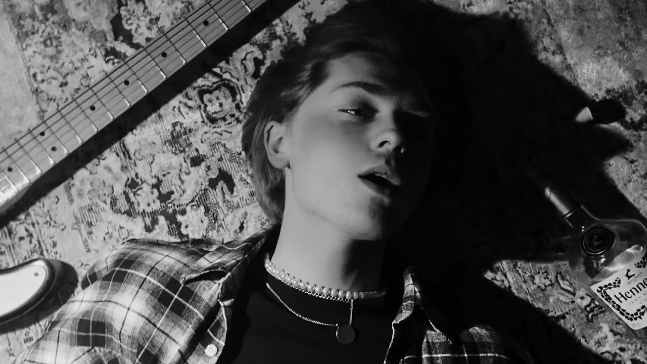 ENV&yen;&yen;OU - New Friends (Official Video)