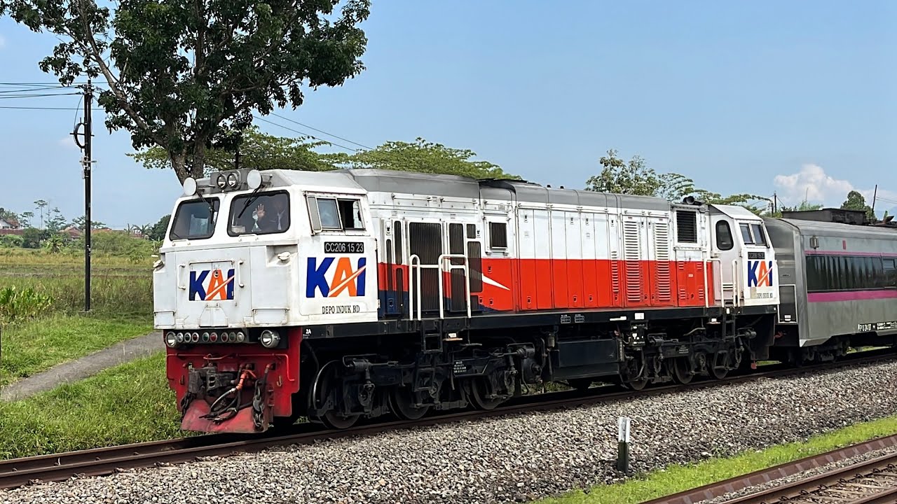 LOKOMOTIF SUMATERA!!😍🤩 | CC 206 15 23 BD - KA 74 FAJAR UTAMA SOLO (PSE-SLO)