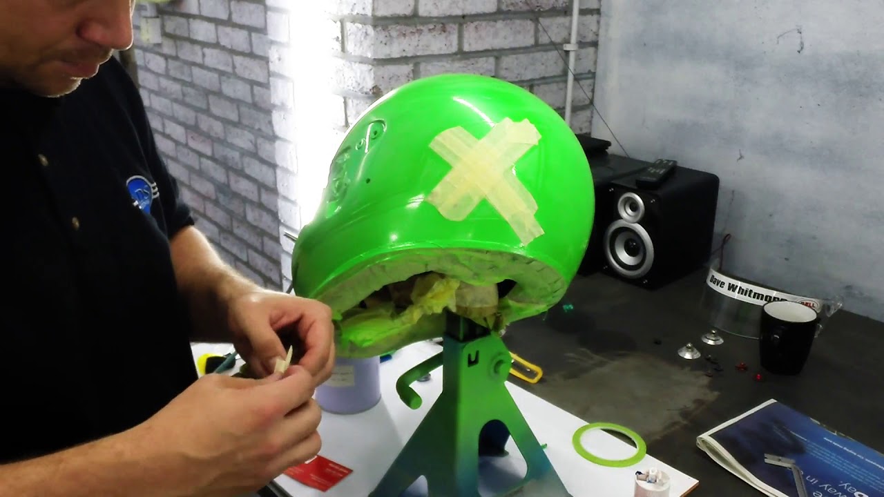 Step by step custom race helmet