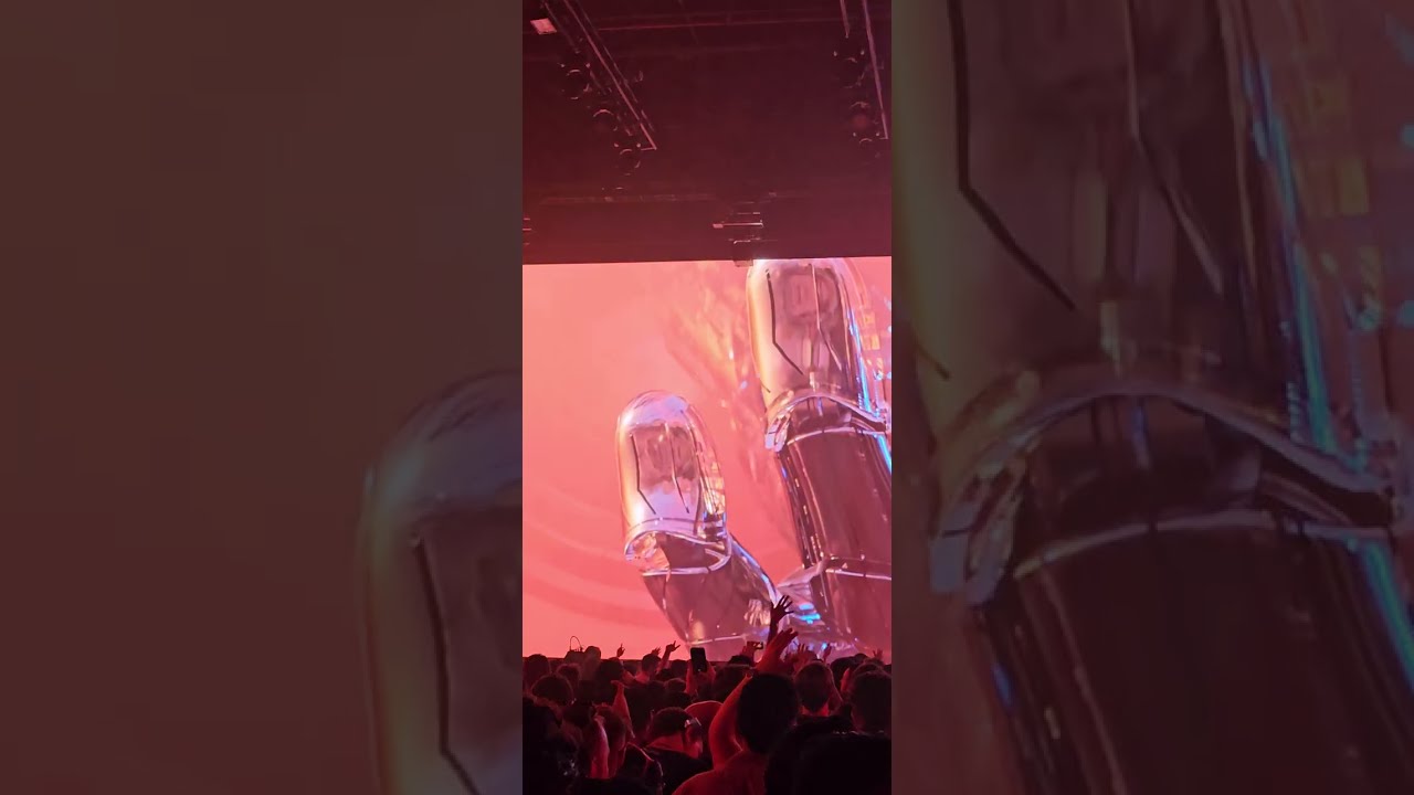 Eric Prydz vs Chvrches - Tether at Holo Brooklyn 2023 