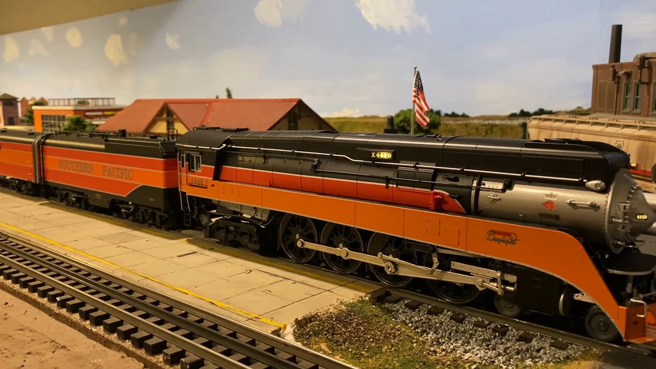 Lionel Visionline GS-4 Unboxing and running