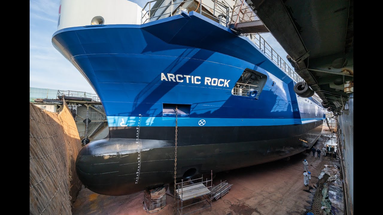 STUNNING MAKEOVER | SILICONE PAINT APPLICATION on CARGO VESSEL ARCTIC ROCK at BLRT Repair Yards