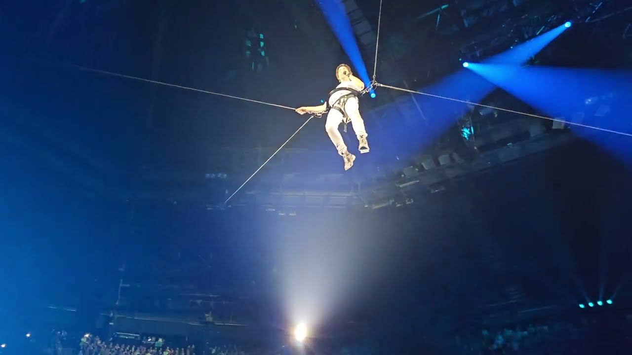 Clouseau - Ik, jij, hij of zij (live sportpaleis)