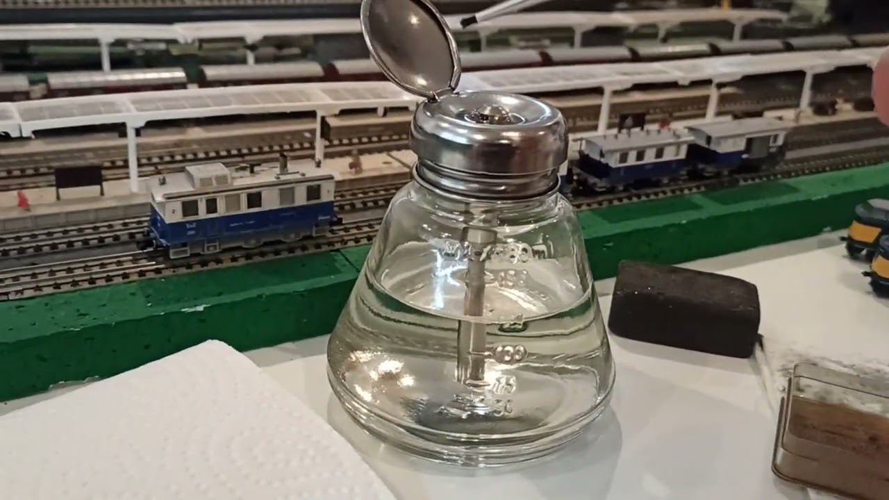 Schienenreinigung in der Moba Küche Spur N Analog