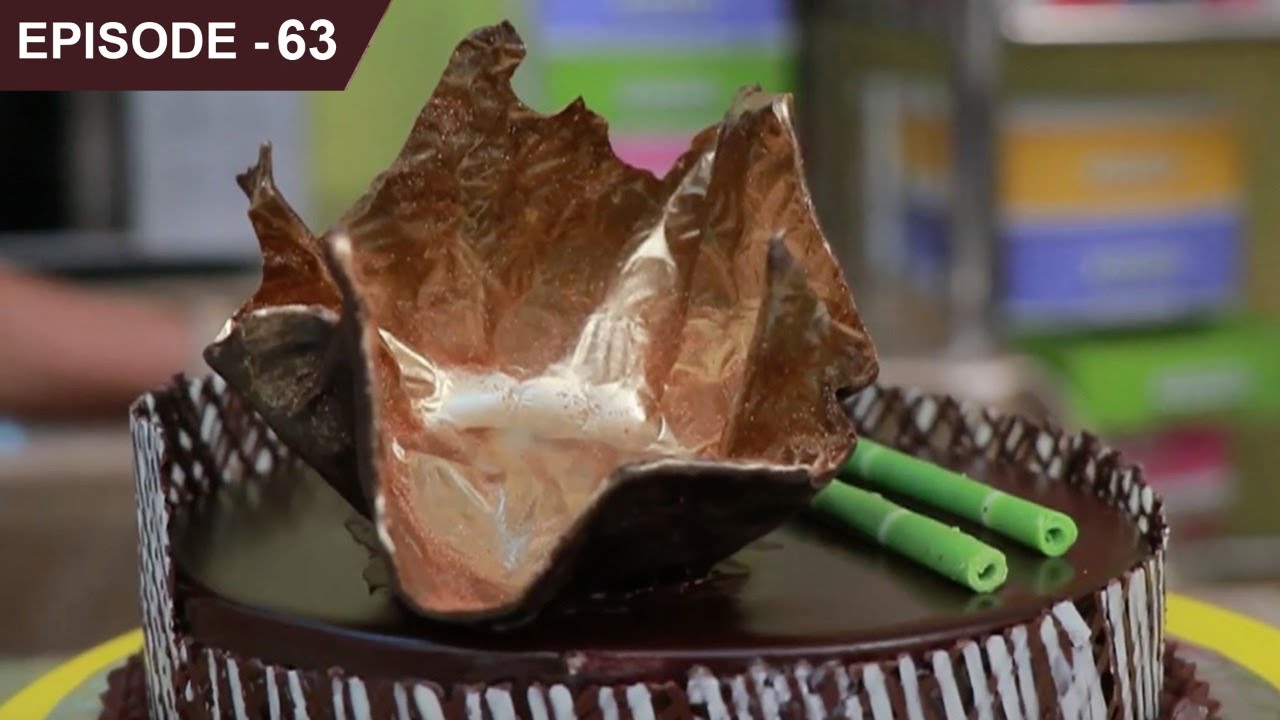 Learn how to make a stunning & unique Chocolate Bowl to decorate cakes or to serve desserts inside