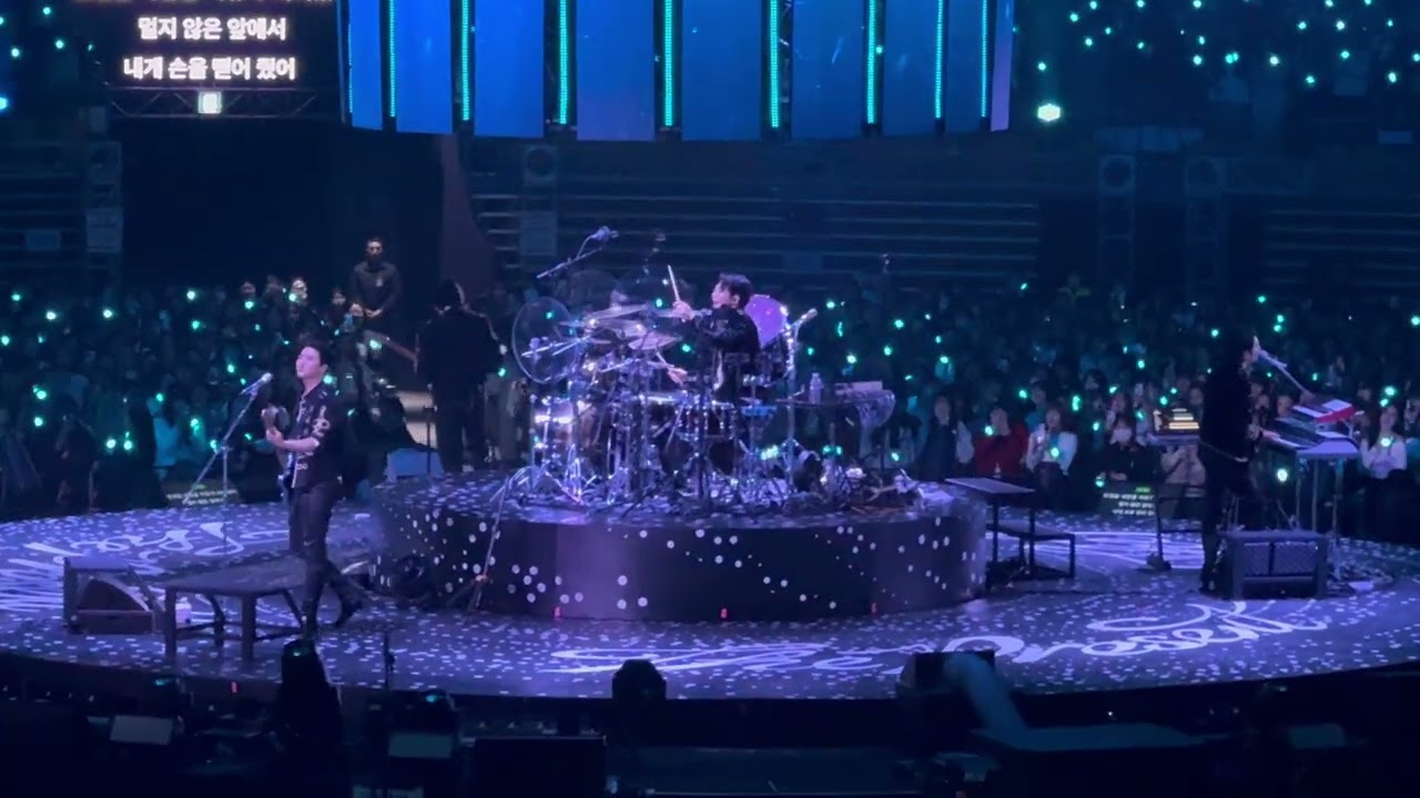 2025 DAY6 Special Concert ‘The Present’-12/19