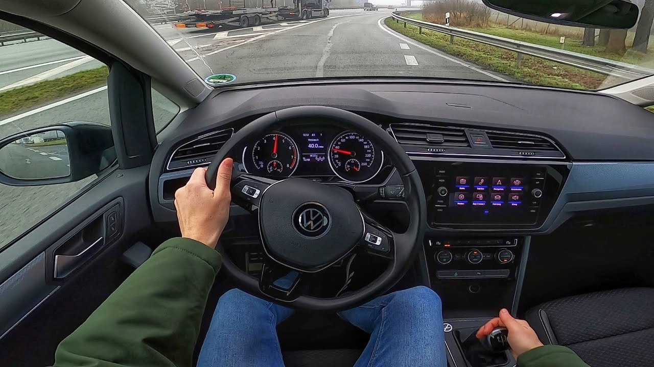 2021 Volkswagen Touran 1.5 TSI - pov test drive [ Autobahn no  speed limit ]