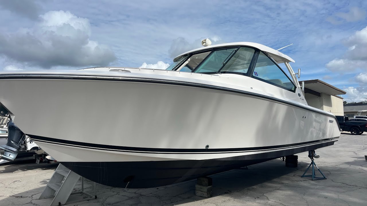 2016 Pursuit 325DC / Charlie Houghton - Naples Boat Mart 