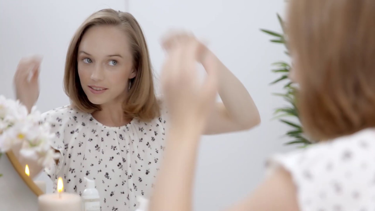 How to Use Organic Dry Shampoo (Perfect for 2 Day Hair) | Clean Beauty Hair Tips