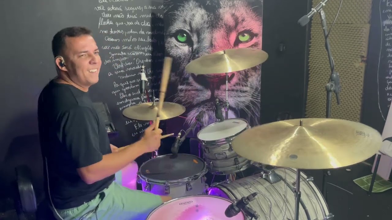 Felipe Rodrigues - Eu Sou Teu ( Rooftops ) / Drum Cover