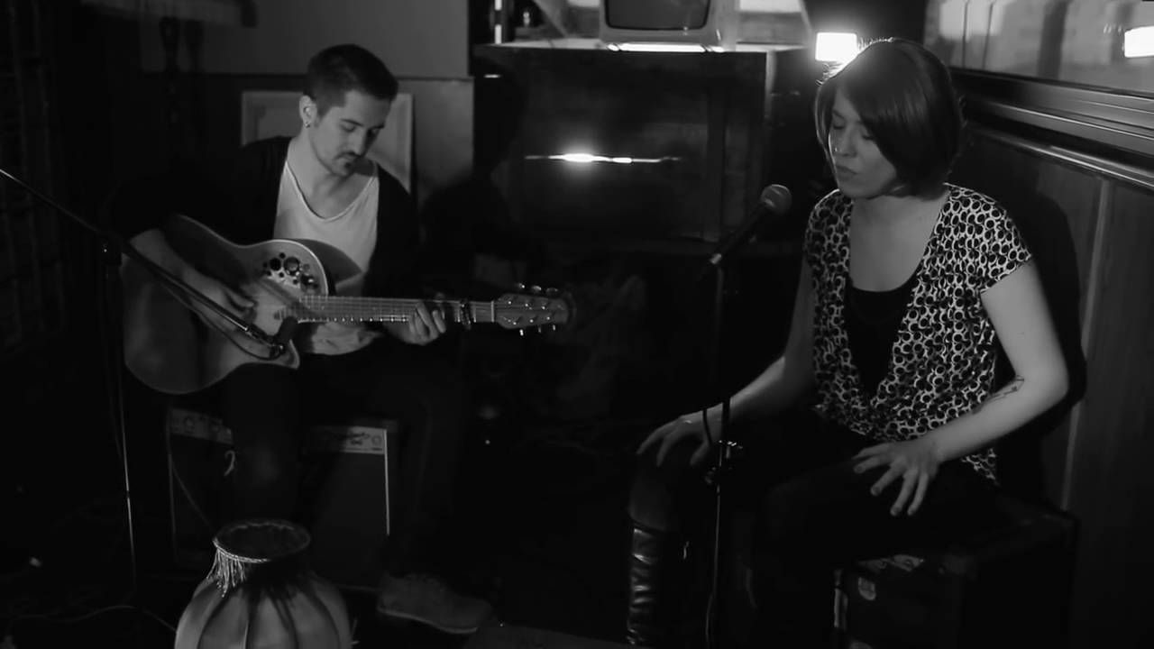 Selin Araz - Chandelier (Sia cover) Bip Akustik Performansı