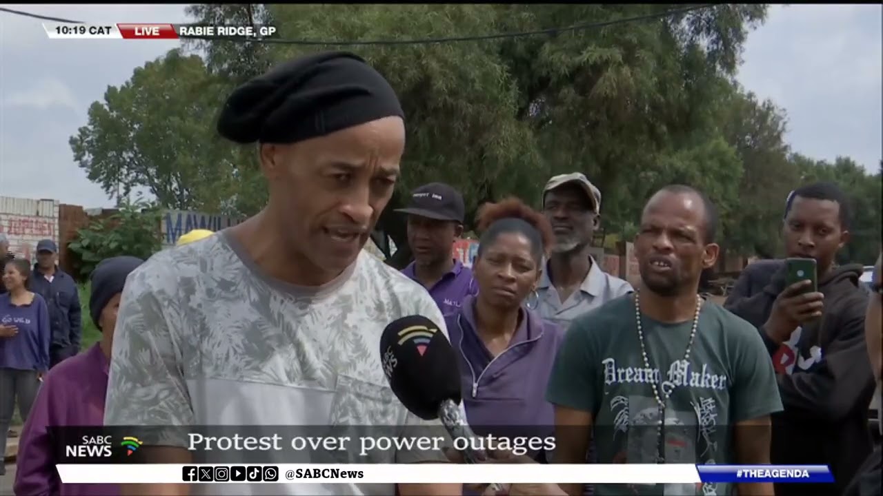 Protest over power outages in Rabie Ridge