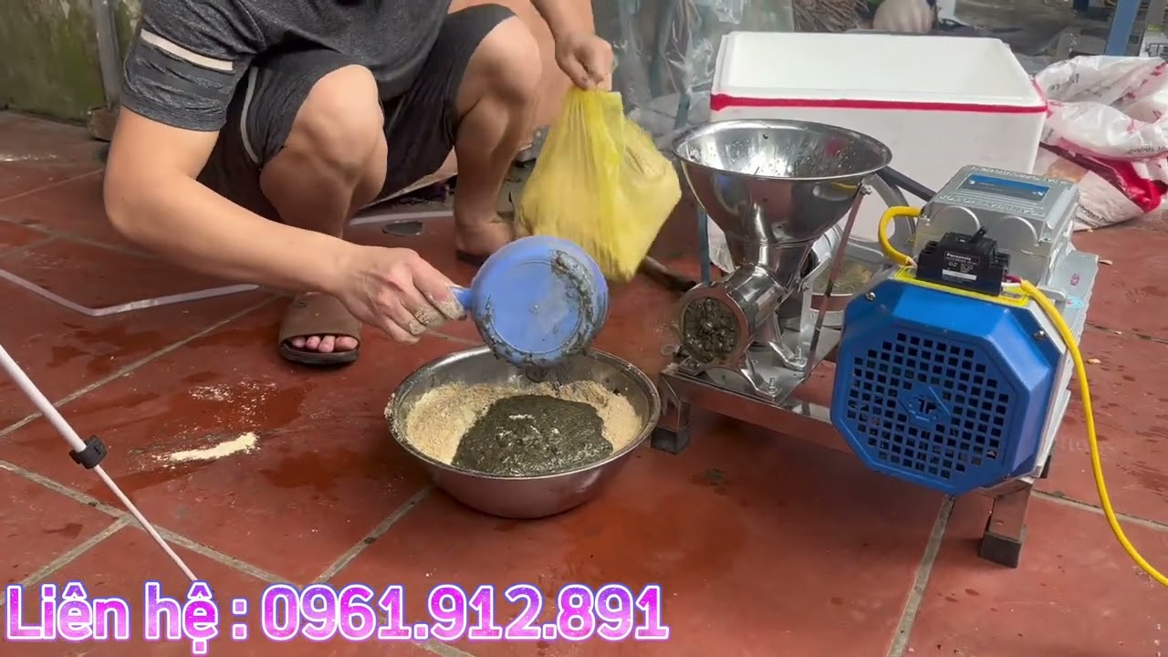 Chạy tét máy đùn cám gà, cám chim mini 12 inox, nghiền ốc bươu siêu nhanh cực nhuyễn