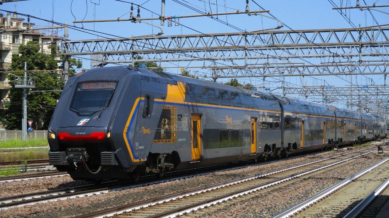 ARRIVI & PARTENZE alla stazione di PADOVA