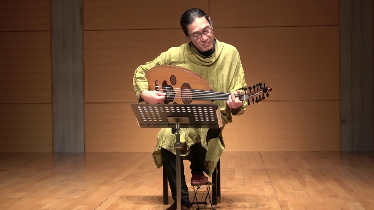微分音の芳香～ウード奏者、常味裕司の芸術