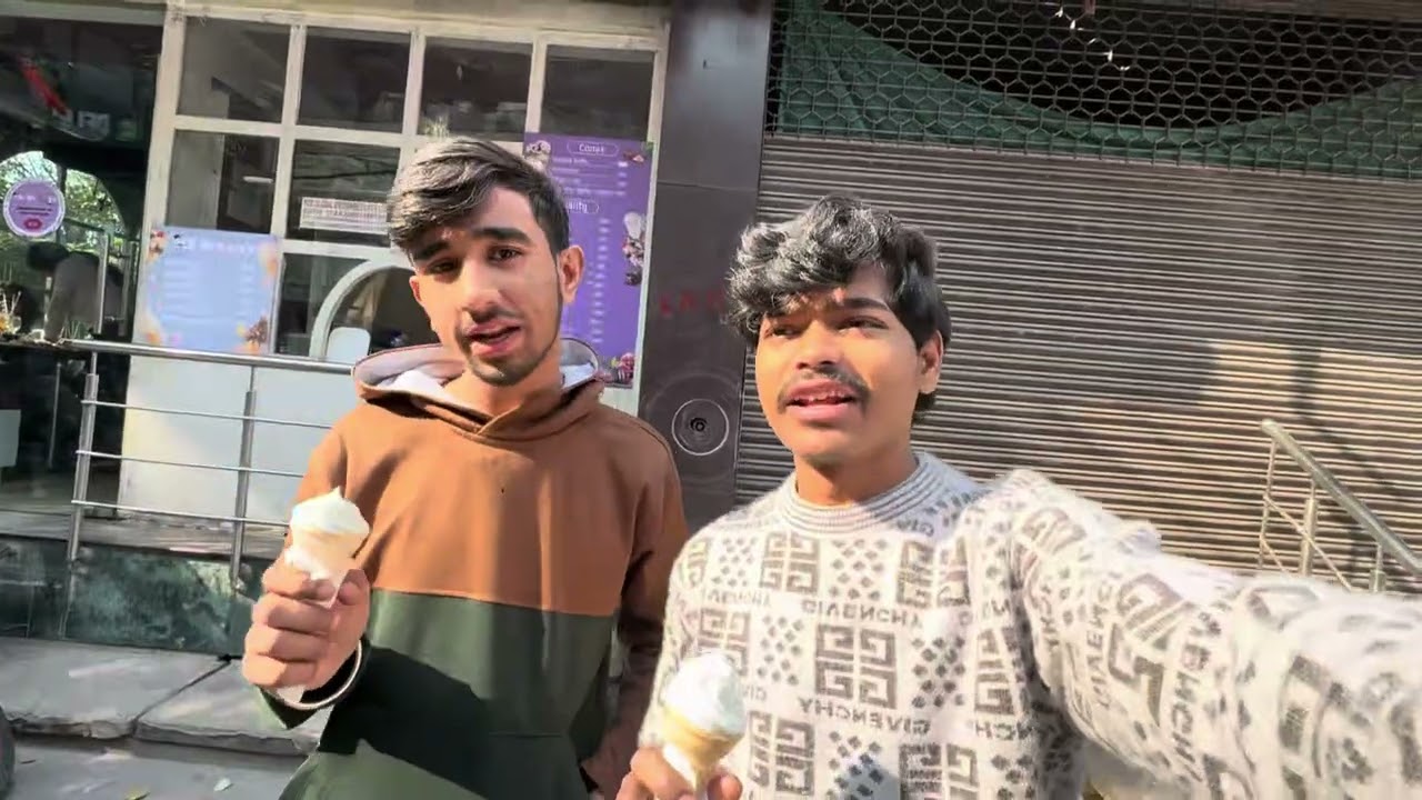 Aja hum 🤫 aaye Hai school 🤔kya kar na aya ha ham￼ ?