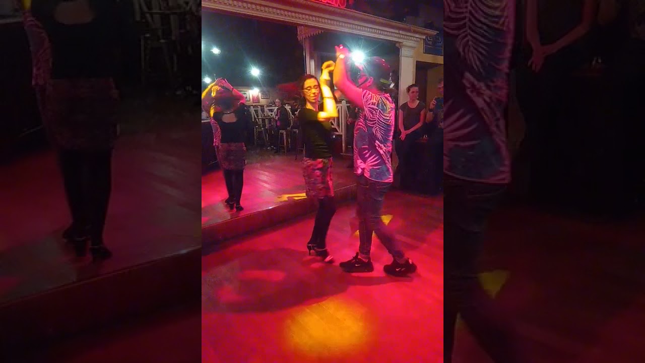 Figure de bachata mariposa