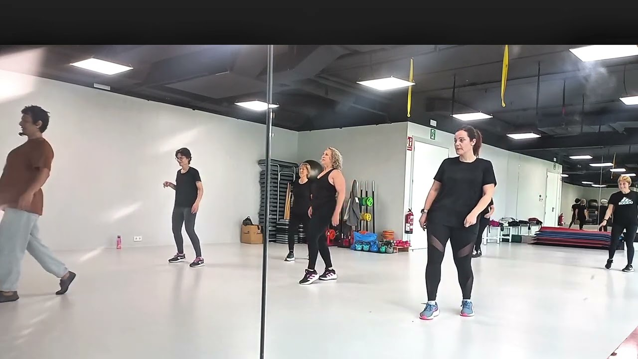 Zumba / Santa de mi devoción - Tutto Durán