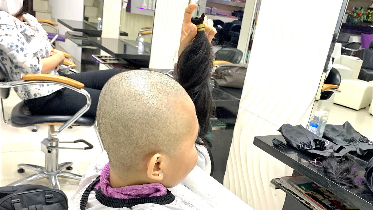 SHAVING MY HEAD | Girl Bald Hair | Extreme Hair Transformation | Cewek di cukur botak 😱