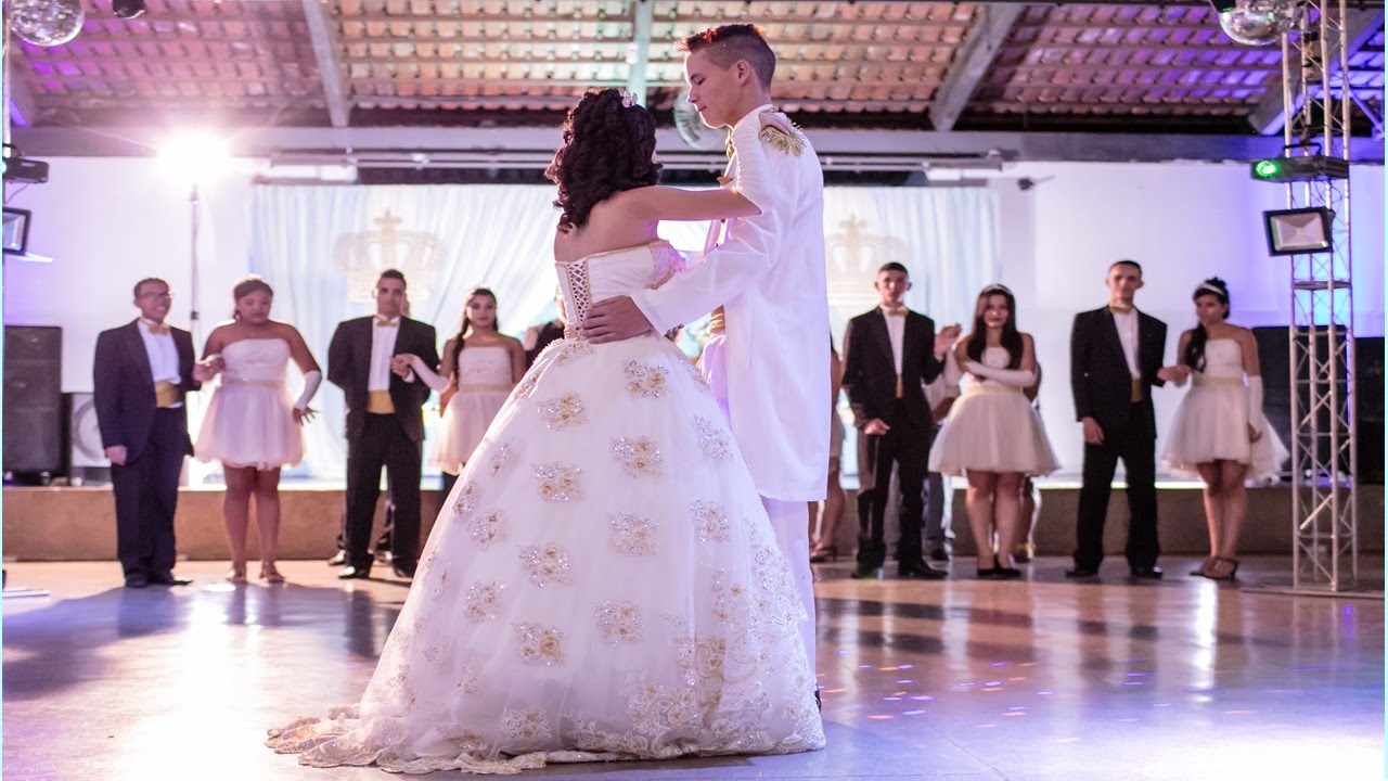 Valsa Com o Príncipe e Debutantes  - Yasmin 15 Anos