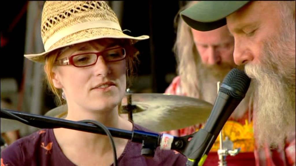 Seasick Steve - Walkin' Man (live Glastonbury)