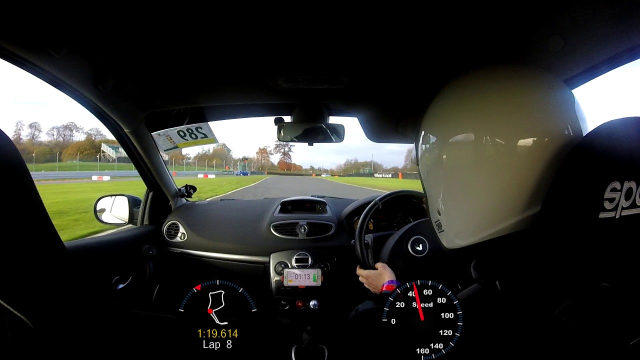 A clear lap around Oulton Park in the morning,  Renault Clio 200