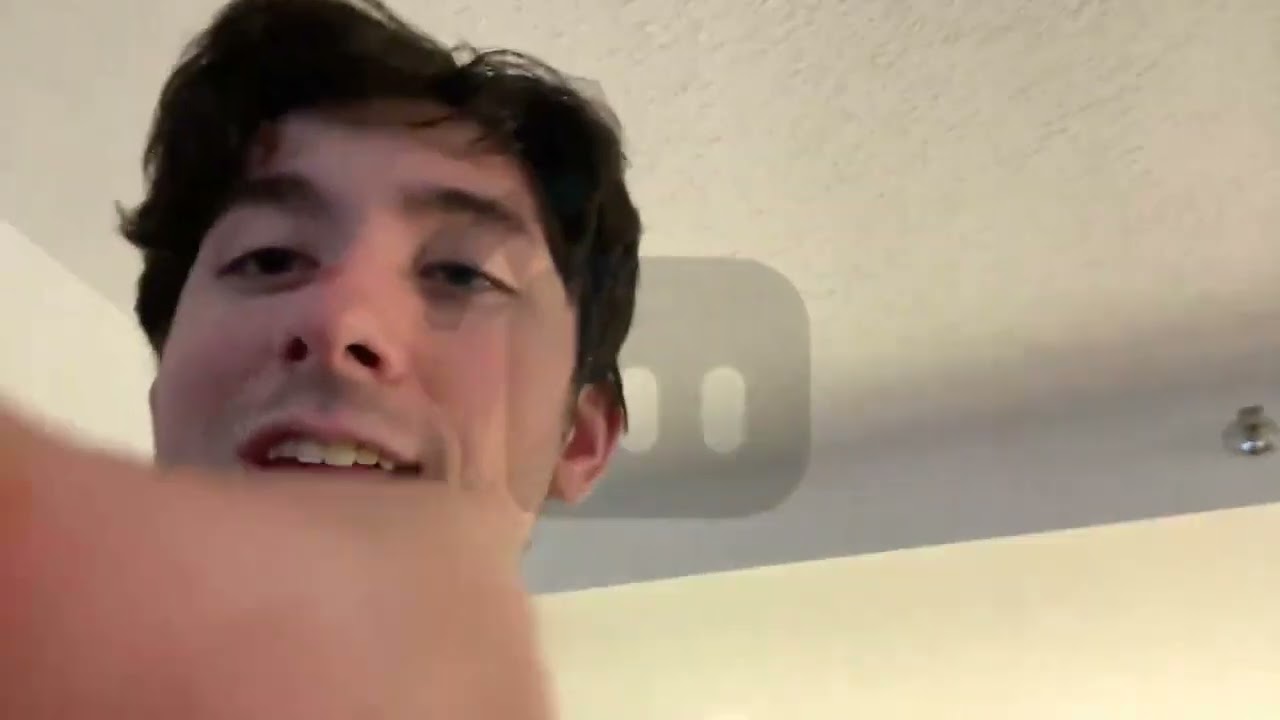 i am in a hotel room part 1