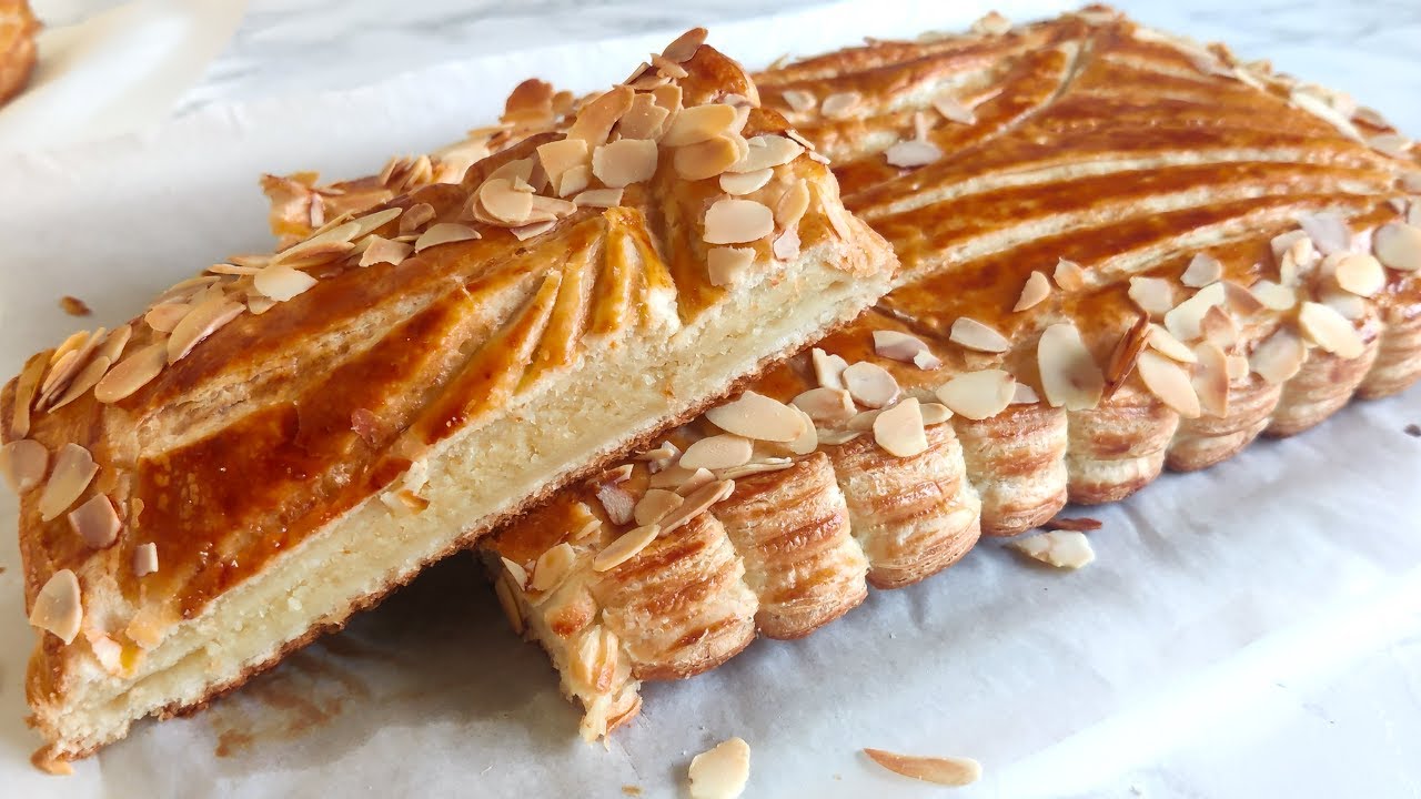 Easy Almond Puff Pastry Recipe! Quick Christmas Dessert in Less Than 60 Minutes!