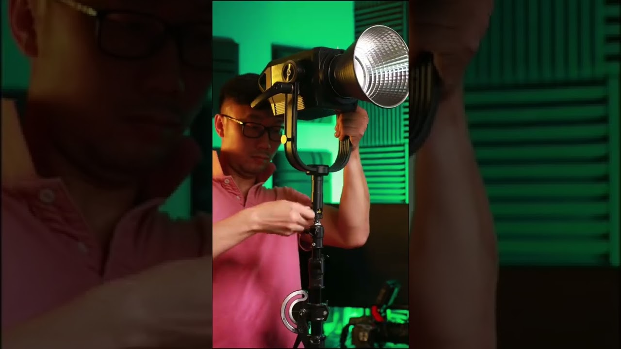 Godox KNOWLED M200D LED Video Light Unboxing
