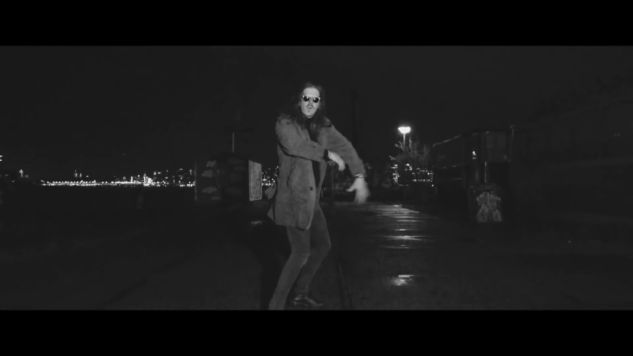 Silent Runners - Roadkill (Official Music Video)