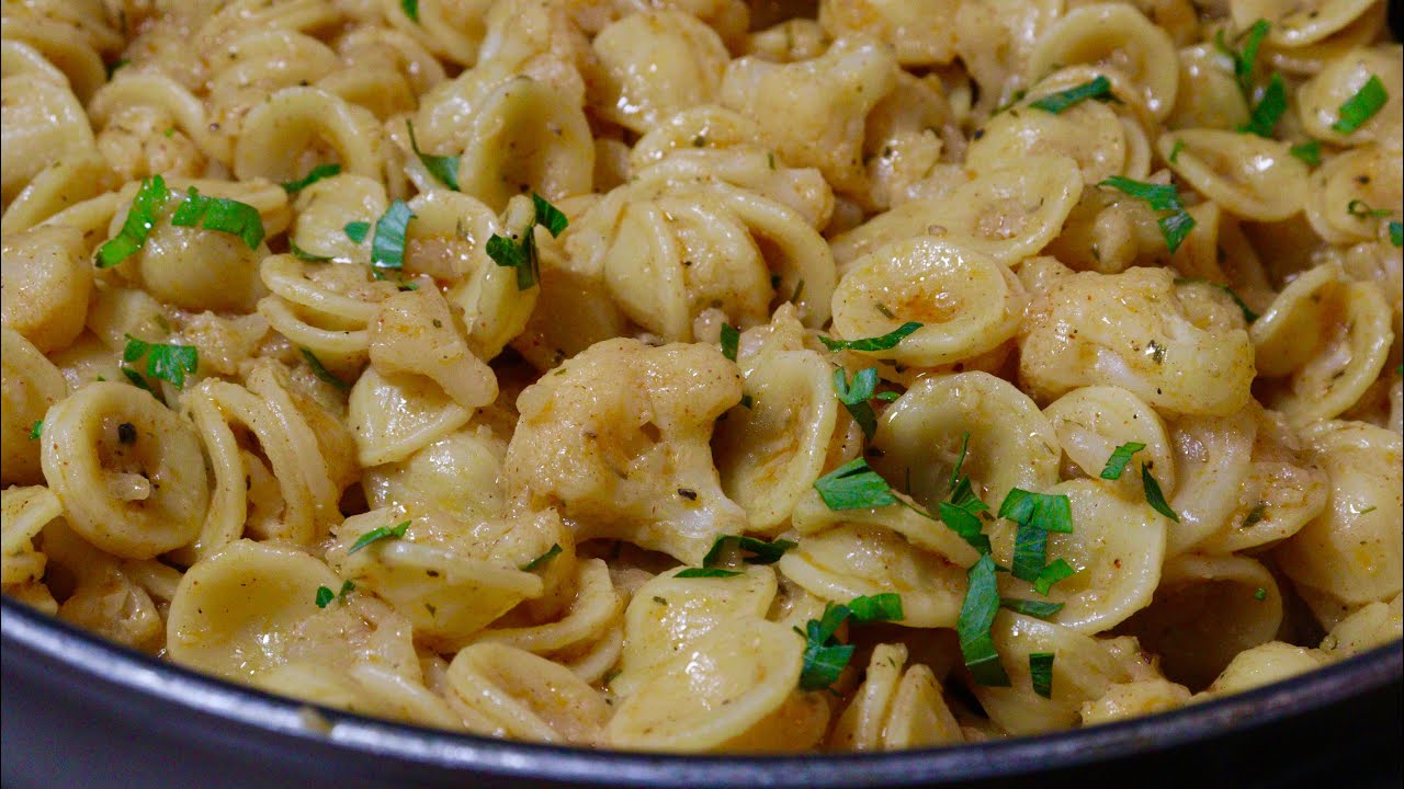 EASY CAULIFLOWER PASTA RECIPE | DINNER RECIPE | ORECCHIETTE WITH CAULIFLOWER