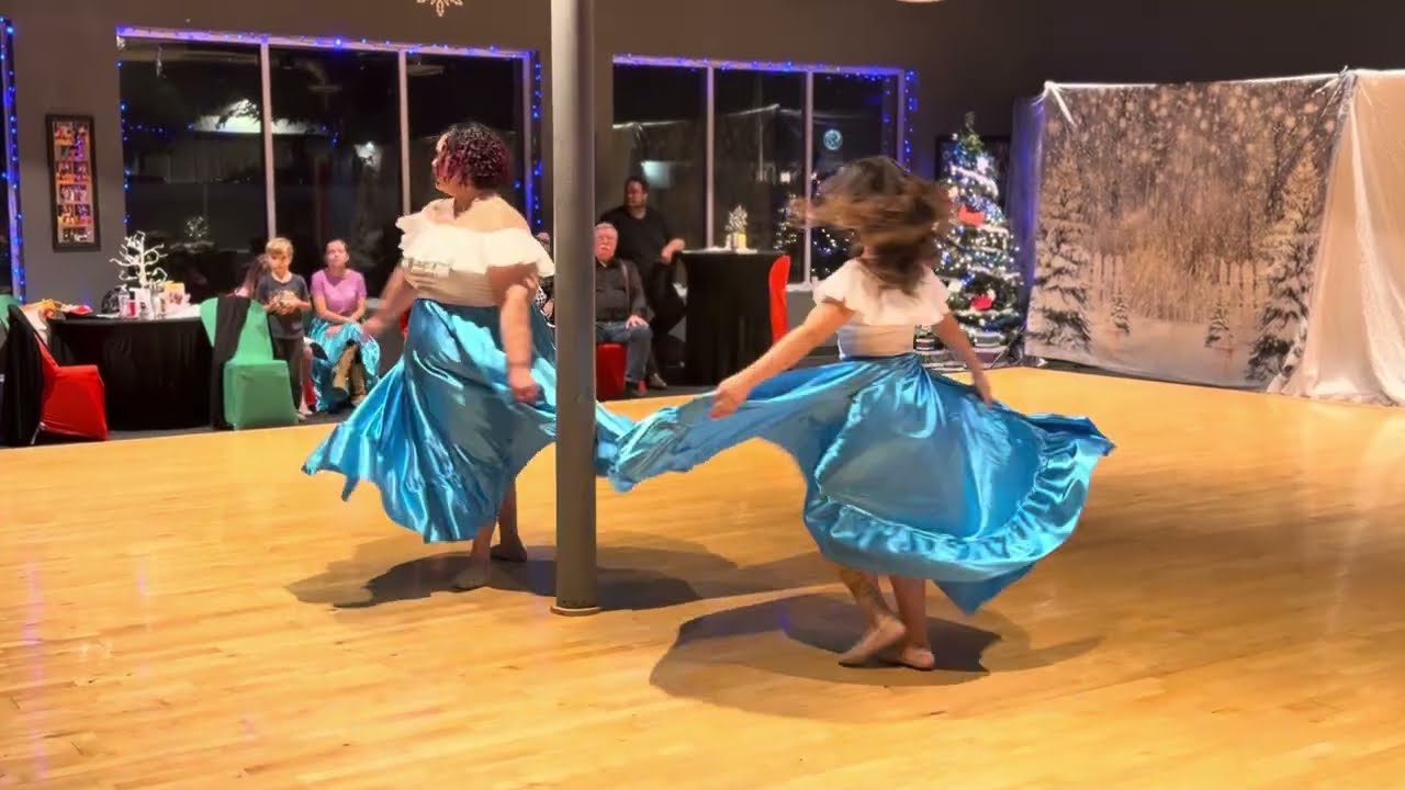 Rachel & Jen   Jibaro