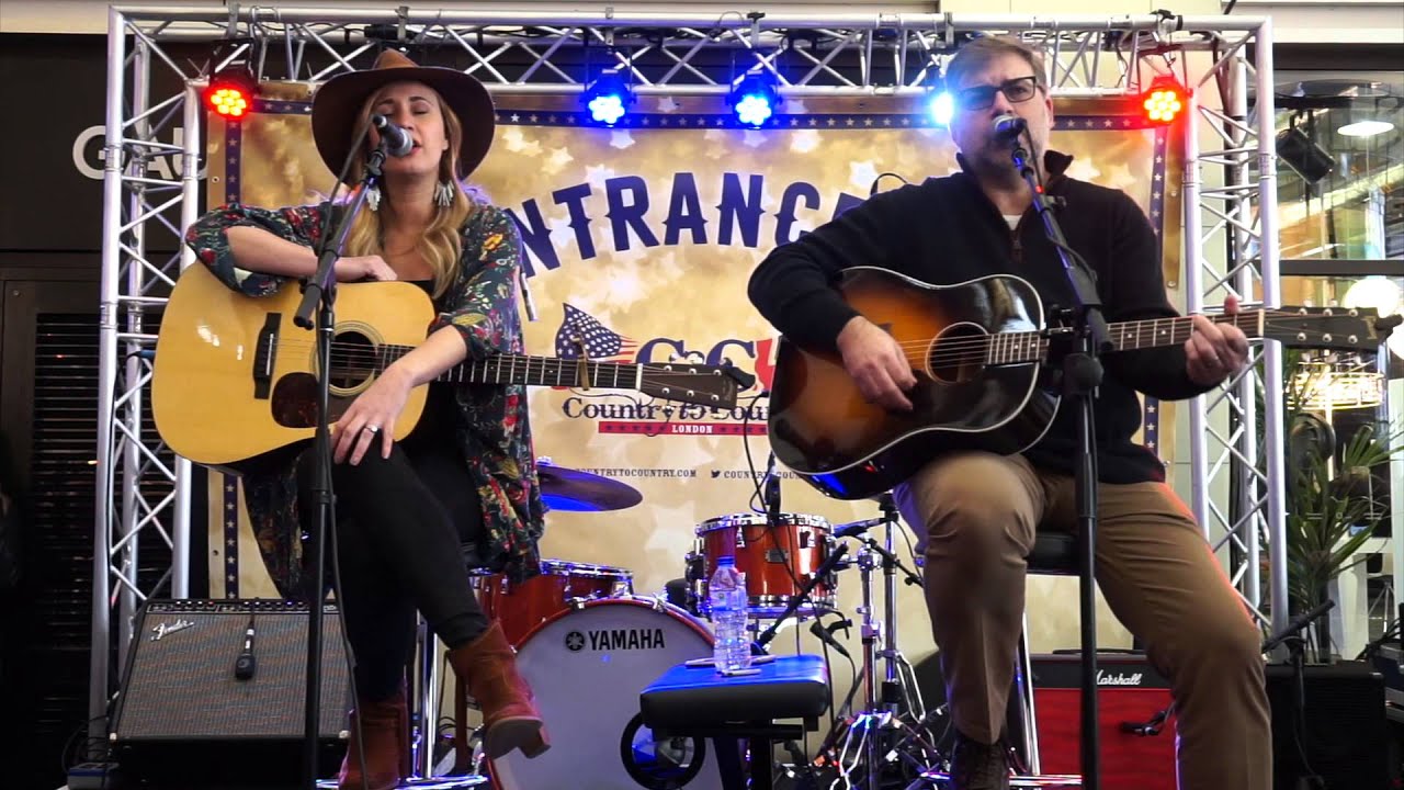 Diamond Rings and Old Barstools - Barry Dean ft. Jessi Alexander at The O2, London (2016)