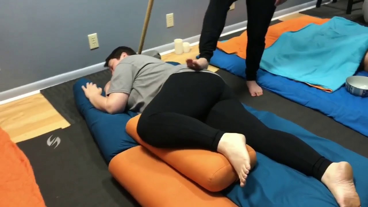 Stretch Therapy / Thai massage, Fijian / Barefoot Shiatsu, Chavutti Thirumal & Myofascial Ashiatsu