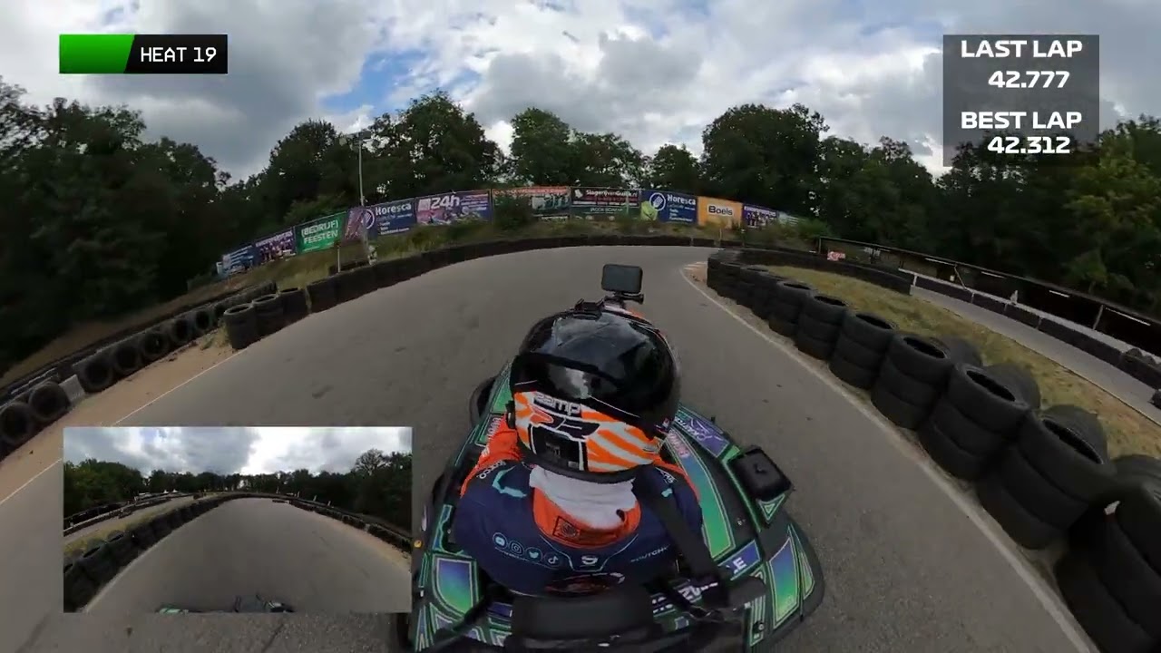 Karten met 2 TikTok-volgers bij Kartcentrum Zwolle!