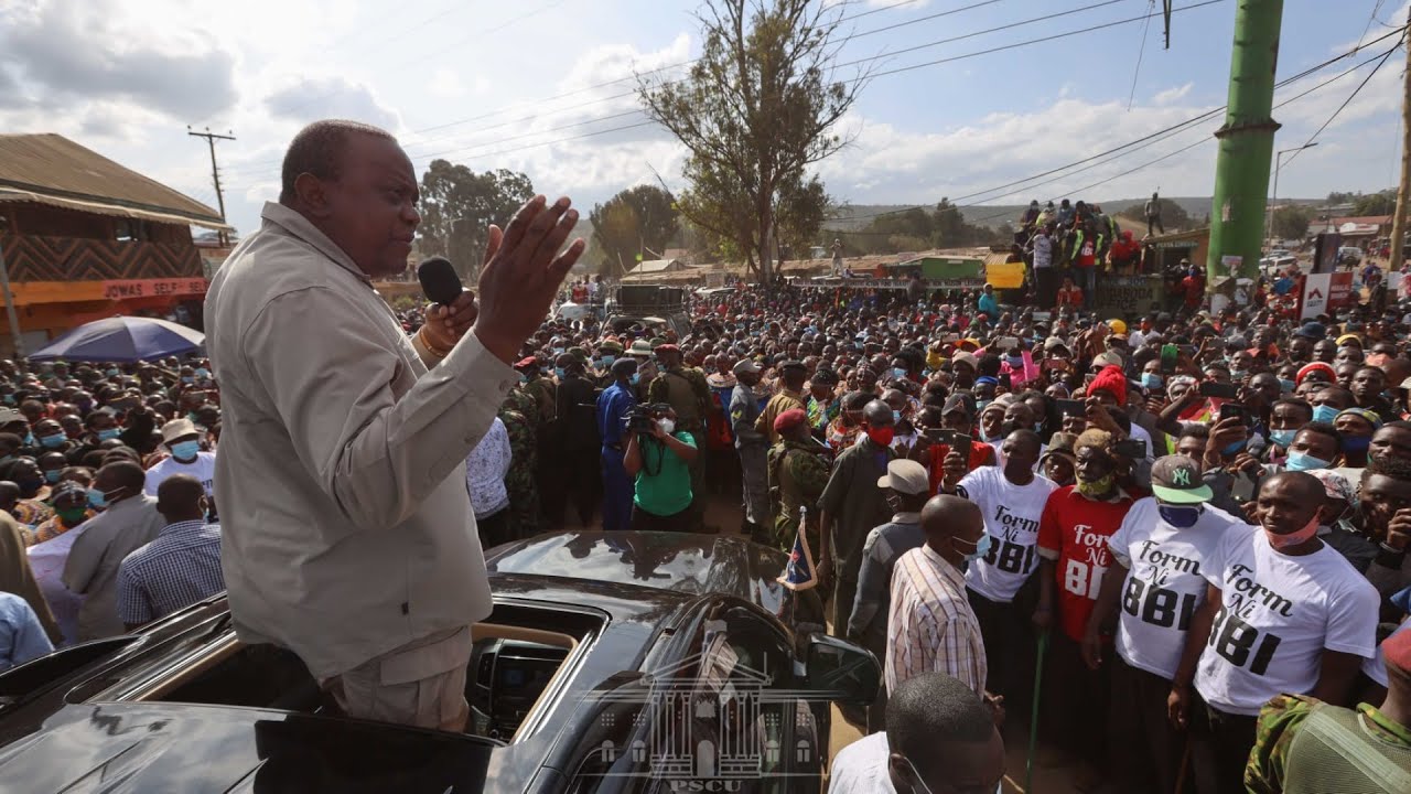 PRESIDENT UHURU ROARS IN MARALAL TOWN, SAMBURU COUNTY AS HE DRUMS UP SUPPORT FOR BBI!!