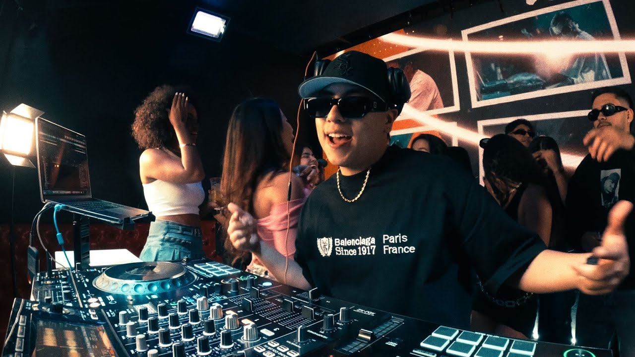 UNDERGROUND ( MIX REGGAETON VIEJO)