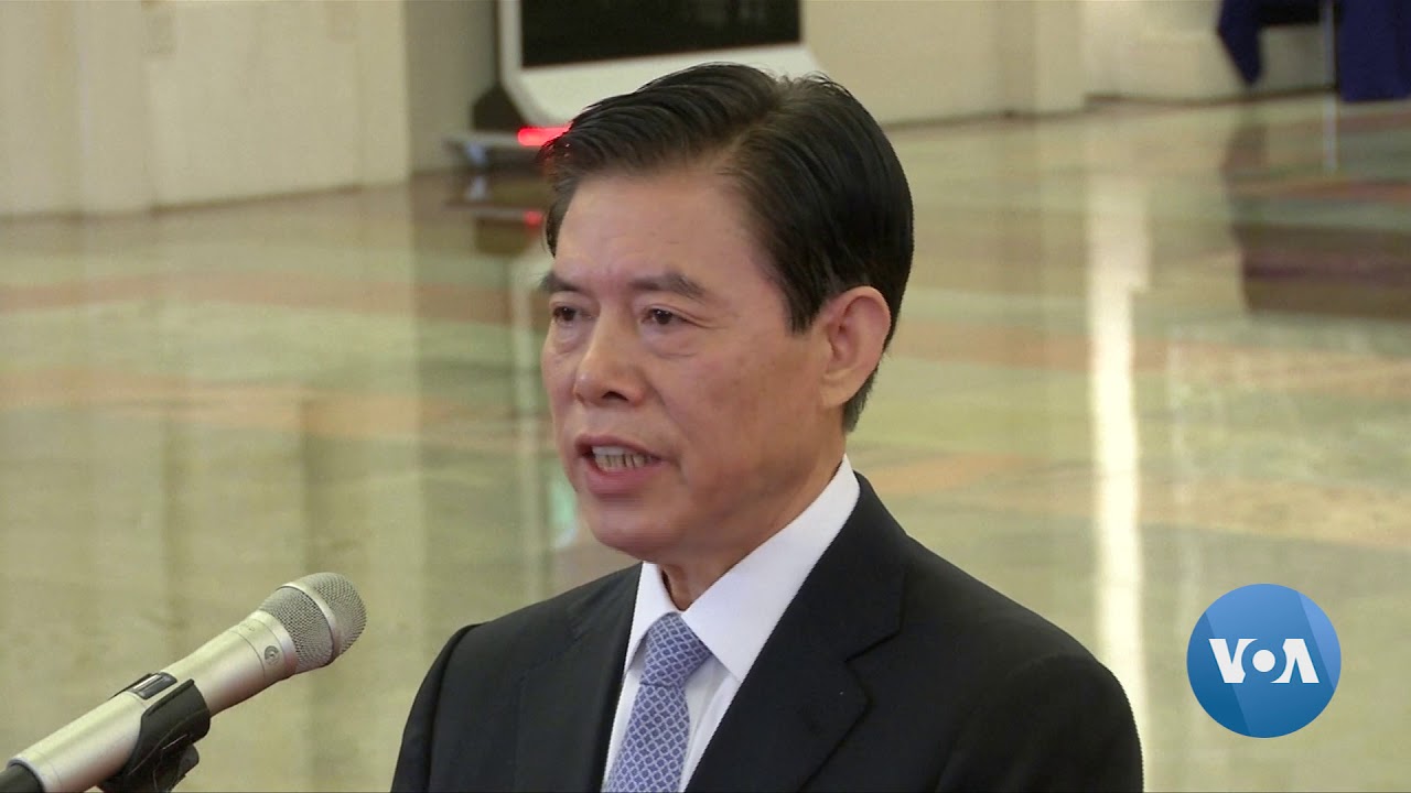 China Says It Faces Tough Year Ahead Economically