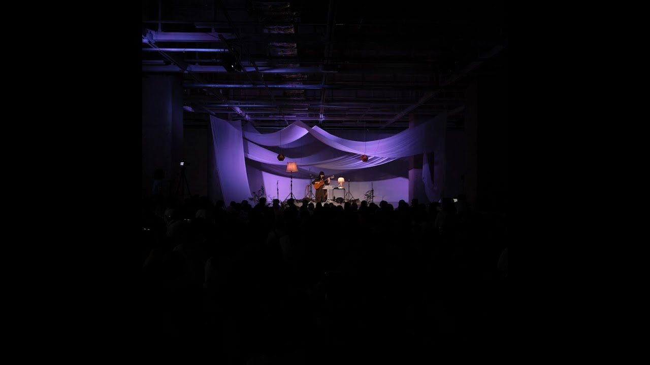 青葉市子 LIVE at 武蔵野美術大学 メディアアートクラス