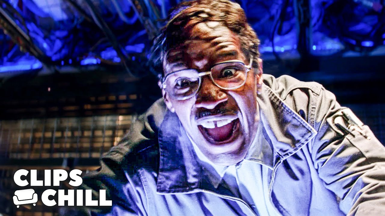 Max Dillion se transforme en Electro | The Amazing Spider-Man 2 (Jamie Foxx)