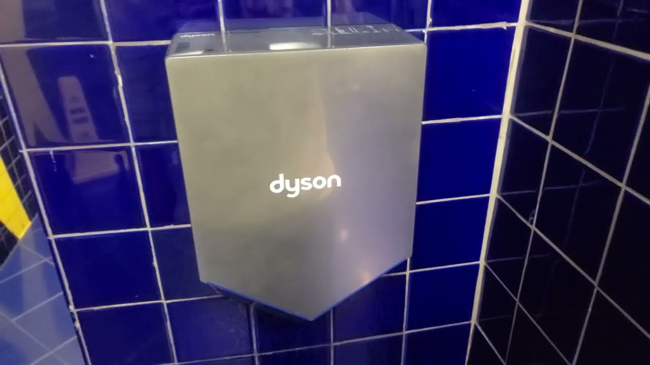 Dyson Airblade V & dB | Jurassic Park Garage | Universal City, CA