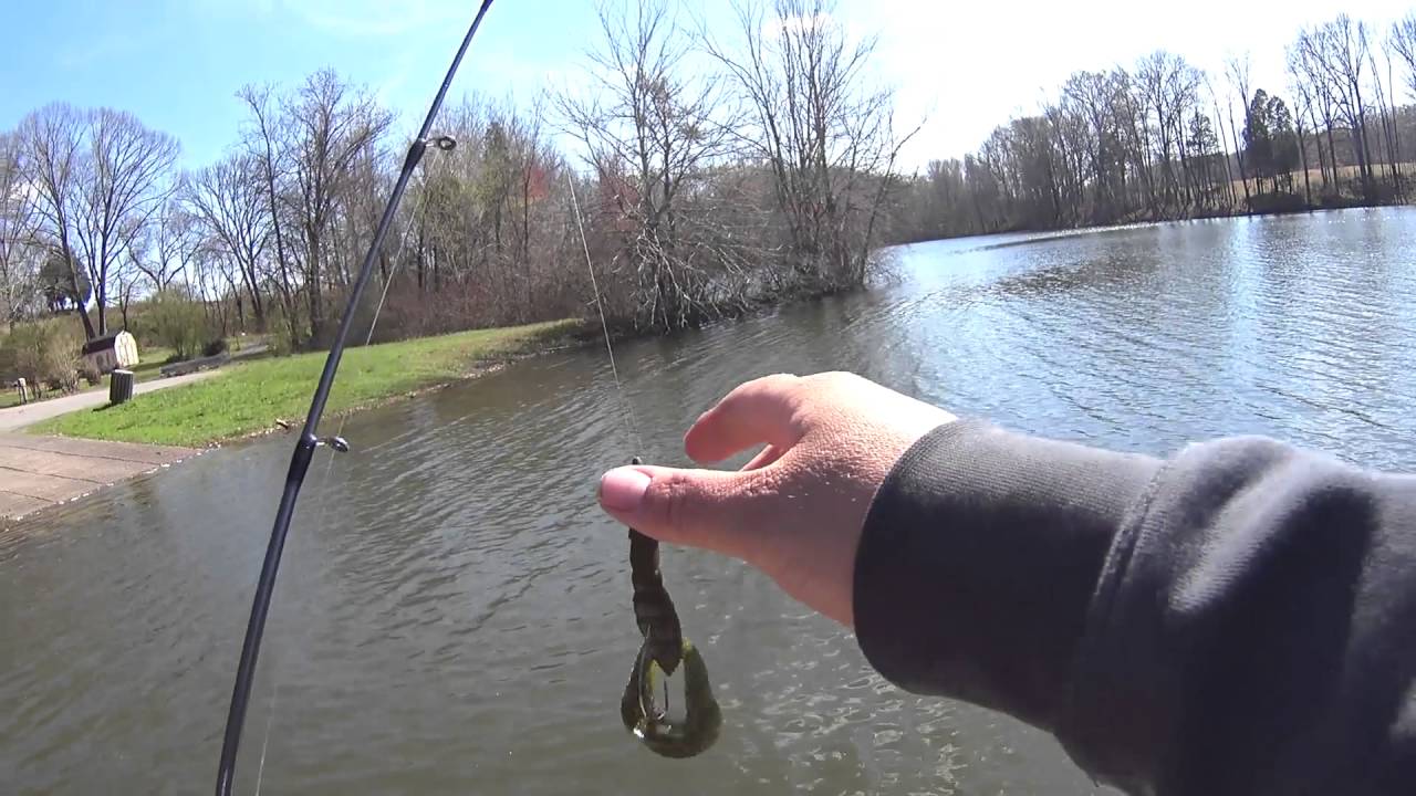 Bass fishing a local public boat ramp - Realistic Fishing Episode 3