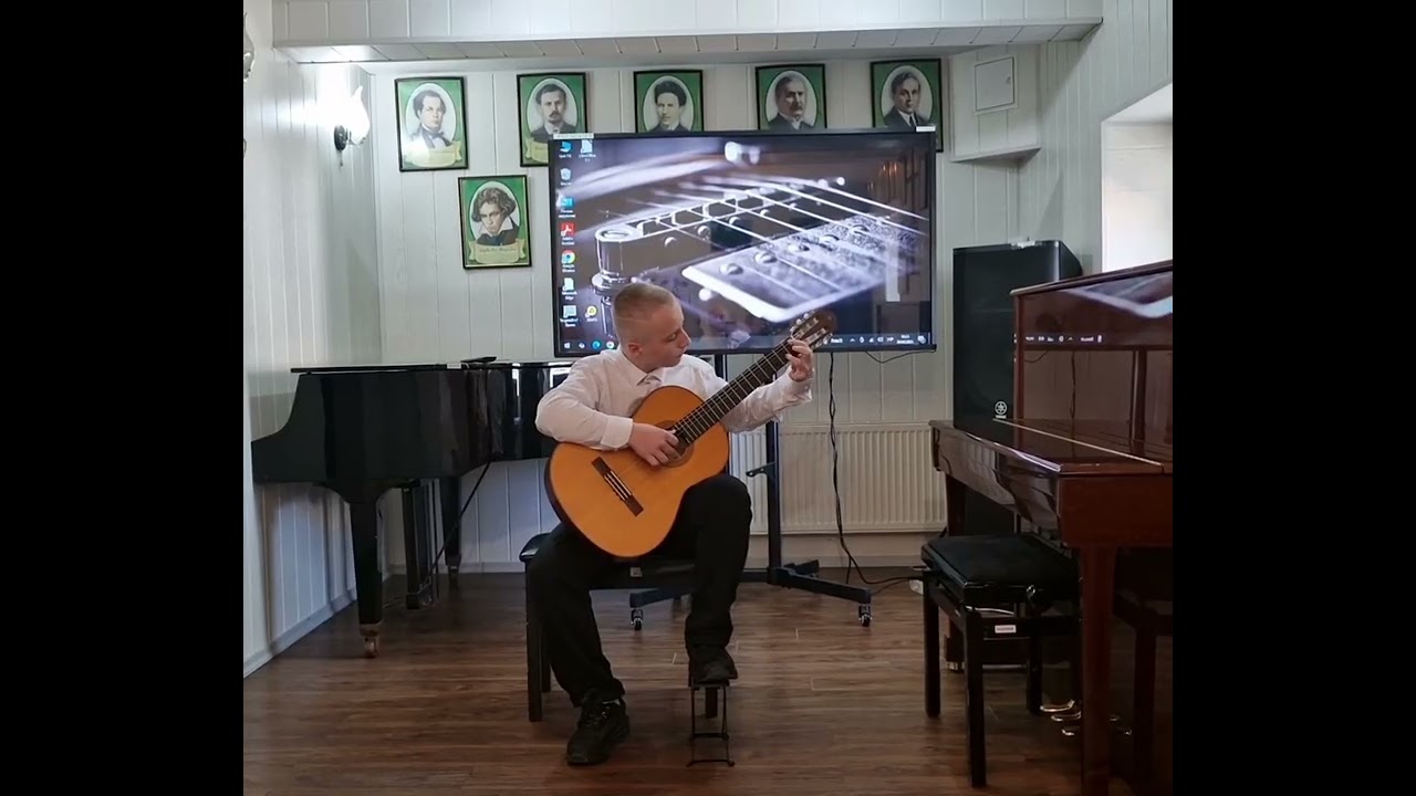 Назарчук Назар 10 років , М.Каркассі Менует