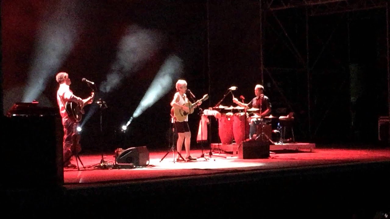 9 Joan Baez - House Of The Rising Sun - Live in Vienna