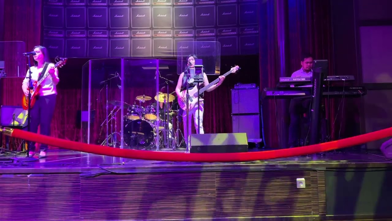 ABBA's "Super Trouper" cover by Kinetic Party Band